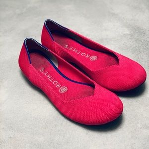 Adorable Round Toe Pink Rothy’s